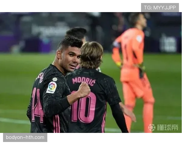 卡塞米罗稳健发挥筑牢防线，助球队成功化解对手猛攻