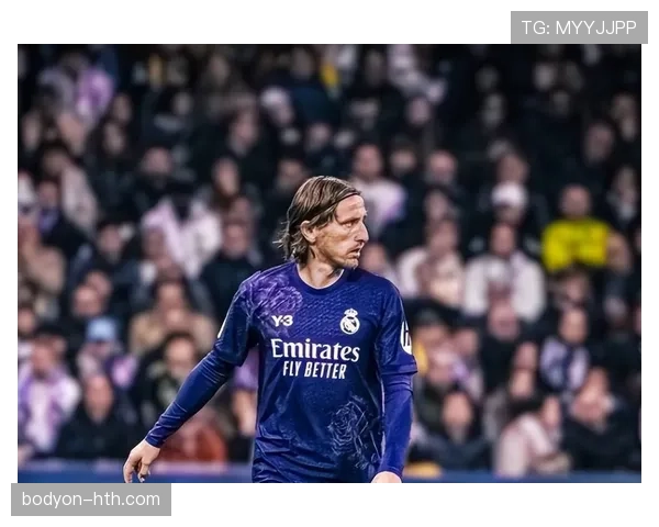 莫德里奇家冰箱里只放蛋白粉和矿泉水？